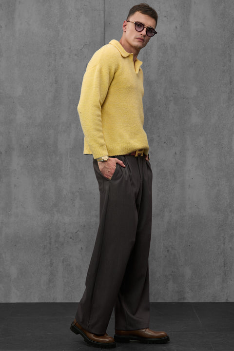 Man wearing ENEX Teddy yellow boucle polo sweater (6 of 6)
