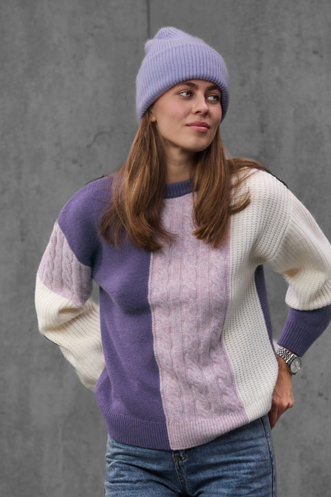 Woman wearing ENEX Ridge lavender cable knit color block sweater (4 of 6)